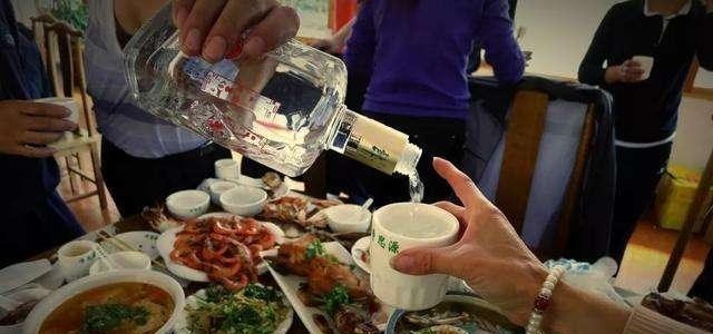 报销@酒局结束，领导私下给你钱，让你结账，傻子才去，聪明人都这样做