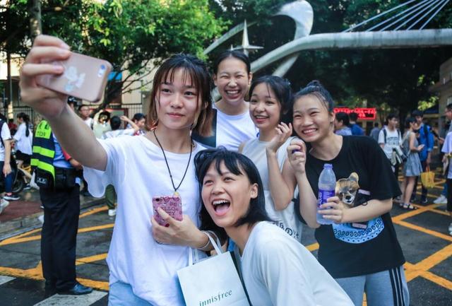 |这体验MIUI没有！ColorOS系统新增多个游戏功能，成考生放松神器