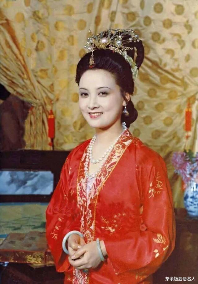 邓婕|影视圈四位拒绝生育的著名女演员，而今年过60有遗憾