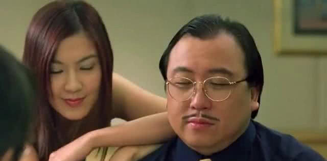 『周星驰』周星驰成名后演了三部烂片,其中一部让他下定决心自己当导演