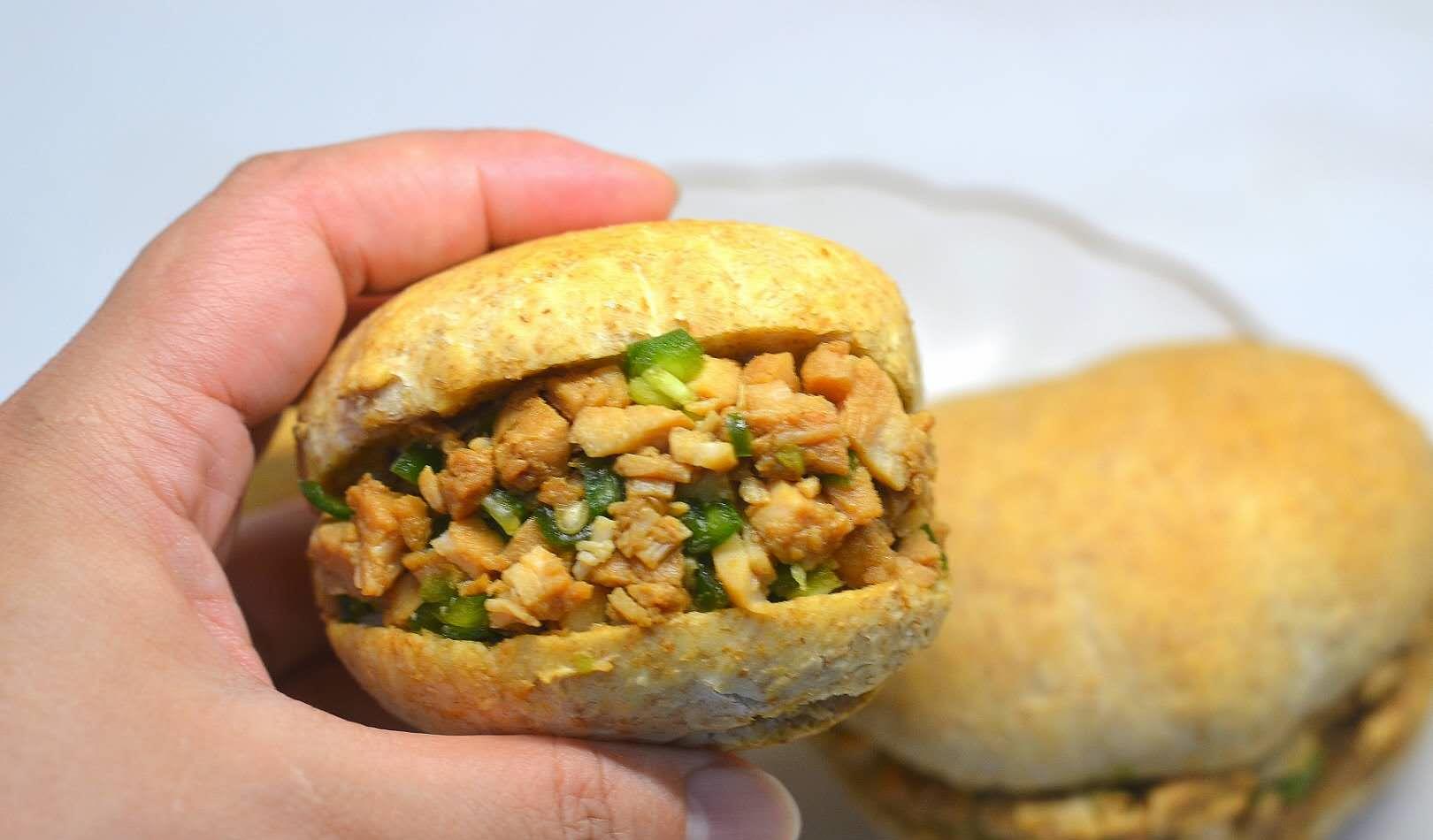 茄子|减脂用它代替主食，低脂饱腹，蓬松柔软，烤一烤就上桌特简单