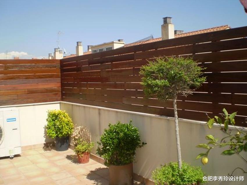 『』无语，就为露台买的顶楼，结果护栏才40公分高！万一栽下去不得了