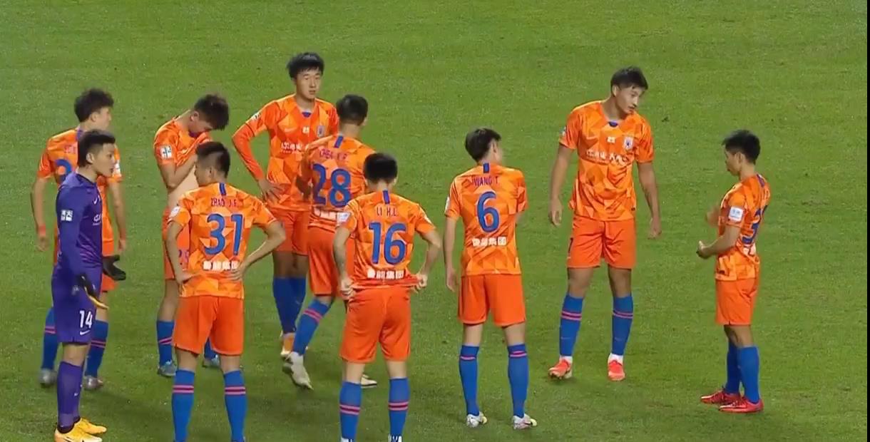 中超|昨晚45岁中超土帅最大惊喜:24岁“弃将”再现精准传球太惊艳