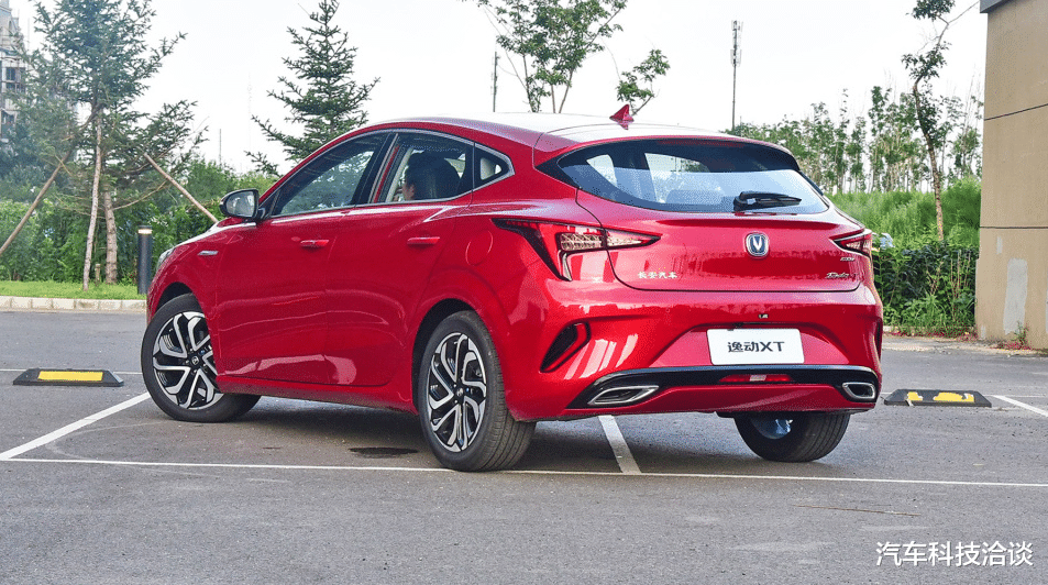 「本田飞度」长安推出两厢家跑，大进气格栅高颜值，比飞度要帅气十倍