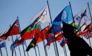 「中国队」主办方拒绝挂中国国旗，中国队坚决退出，外国：没有中国取消比赛