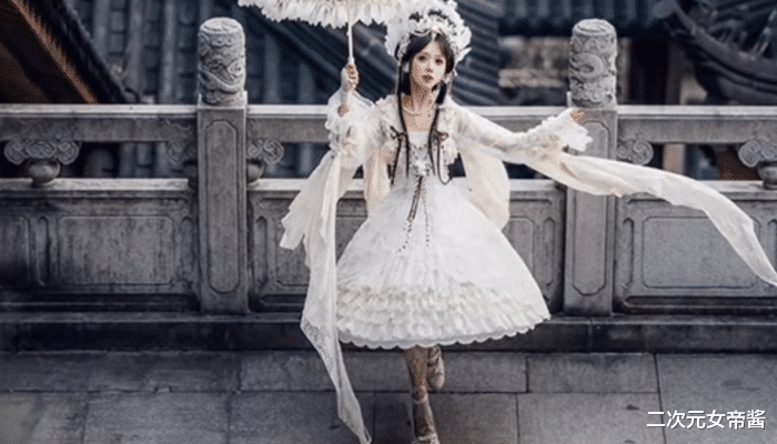 日本|中国洛丽塔女孩火到日本,论坛遭“轰炸”,没想到比日式更受欢迎