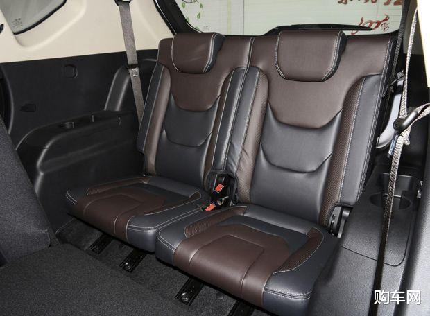 「东风小康风光」被认可的中型SUV,上市42个月卖了45万辆,现由8.09万跌至6万多