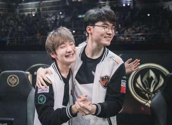 『lpl』小花生评价LPL打野和LCK打野风格：LPL更让他更加感到压力