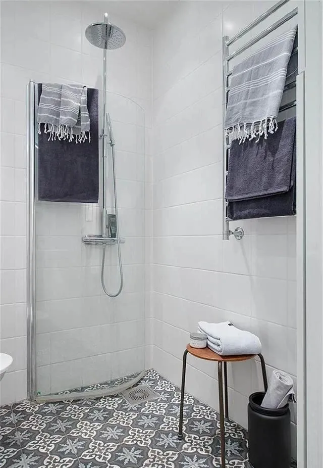 |卫生间不用浴帘，该如何做干湿分离？推荐这四种方案！