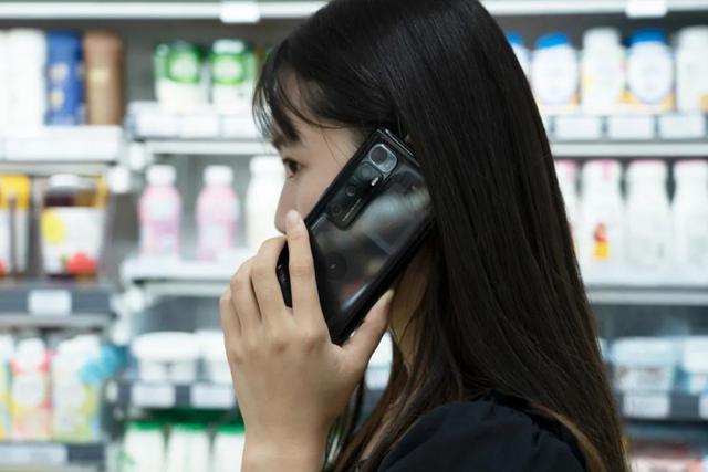 小米科技|上手小米10年的「至尊机」！售价5299，这超大杯分量十足