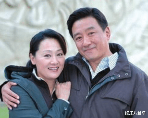 王姬|58岁王姬：与丈夫同甘共苦，27岁儿子智商仅4岁，女儿比她还漂亮