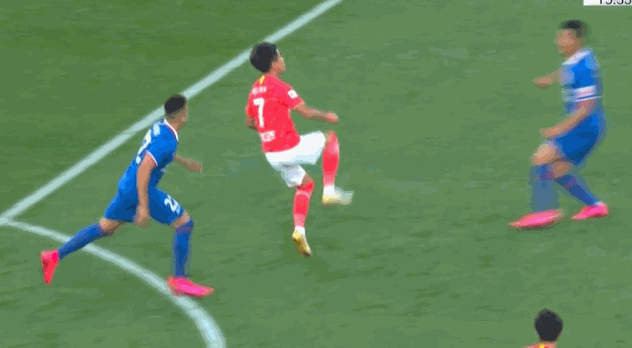 韦世豪|破案了！卡帅为啥拒绝韦世豪握手，还踹他，这几个细节说明了一切