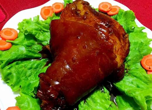 酸菜|北方人常说“整俩硬菜”，南方人一脸懵：到底什么是“硬菜”？