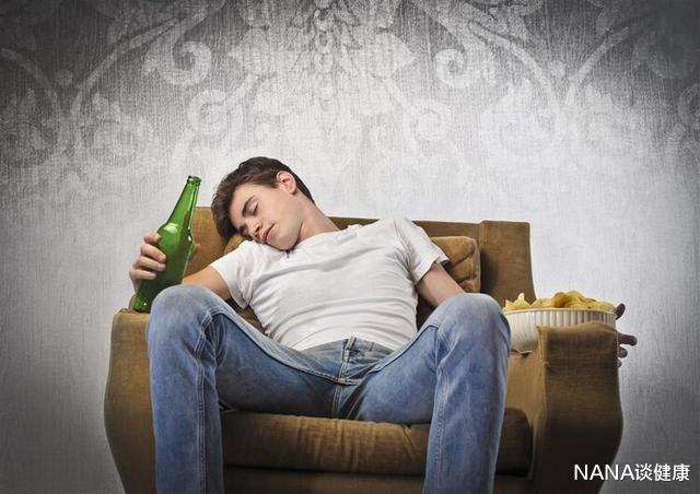 苹果|一旦身体发出7个信号，十有八九是肝硬化，最好检查一下