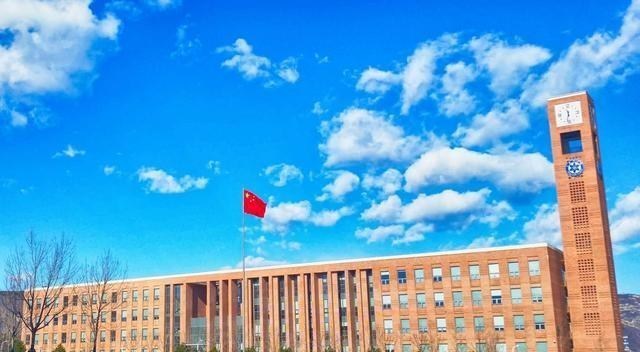 高校|2020年高考一本高校投档线公布，工科院校分数提升，受学生追捧