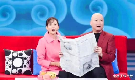 春晚|郭冬临街头卖艺讨生活，昔日春晚常驻为何沦落至此？看清照片后：细思极恐