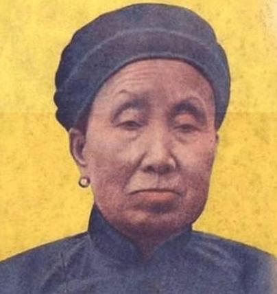 『双枪老太婆』双枪老太婆”抗日屡建奇功,解放后为何被枪毙?只怪做错一件事