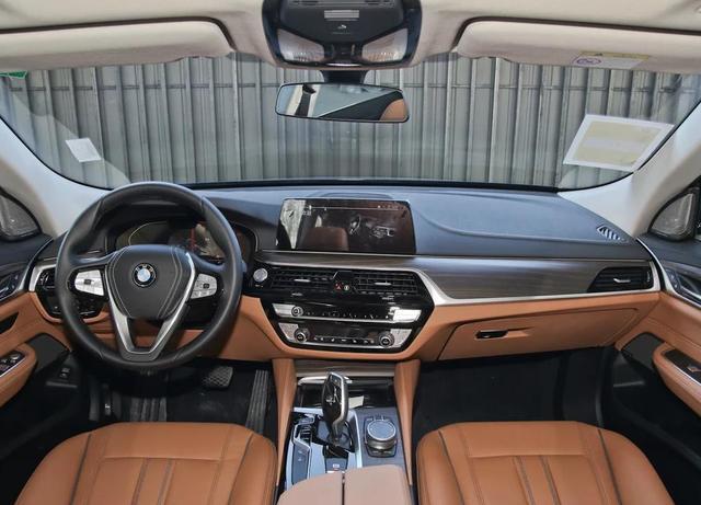 【别克君威】宝马6系GT养车要花多少开销？多少月收入养得起？听完明白了