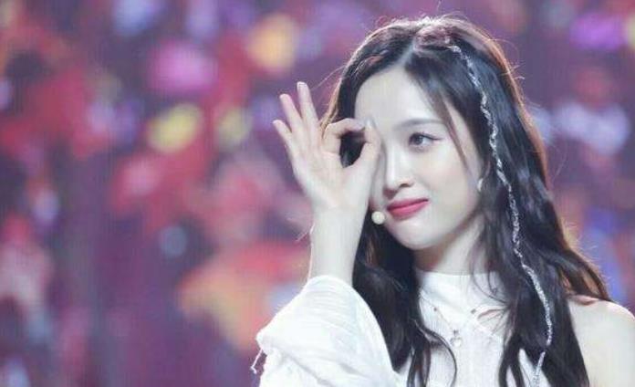 家产|混不好就得回家继承家产的女星，她还在硬撑，她却已被拖回家