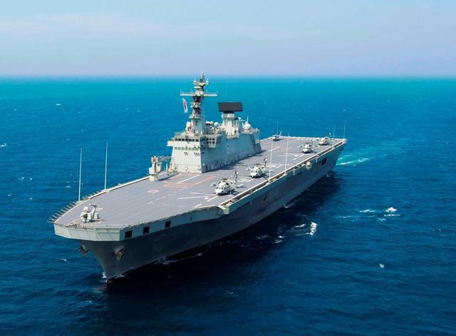 日本|必须交出战时指挥权，韩国打响反美第一枪，投入300万亿扩军备战