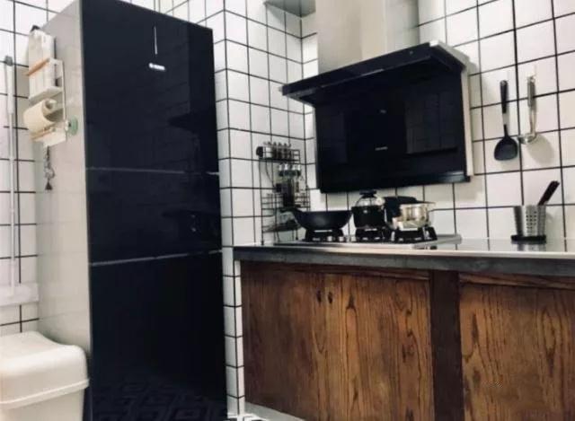 :定制橱柜容易松动,第二套房老公决定自己砌,环保结实省好几千!