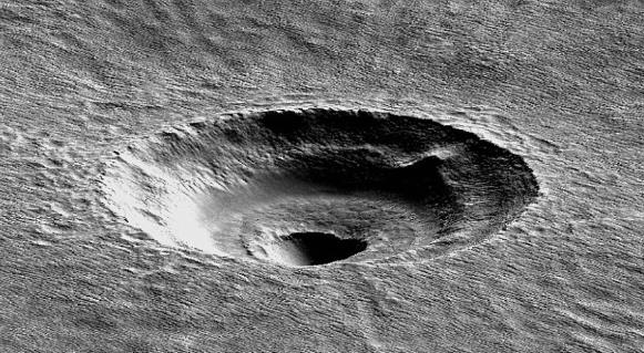 『探测器』“洞察号”从宇宙传回照片，科学家看后：探测器已被外星人控制！