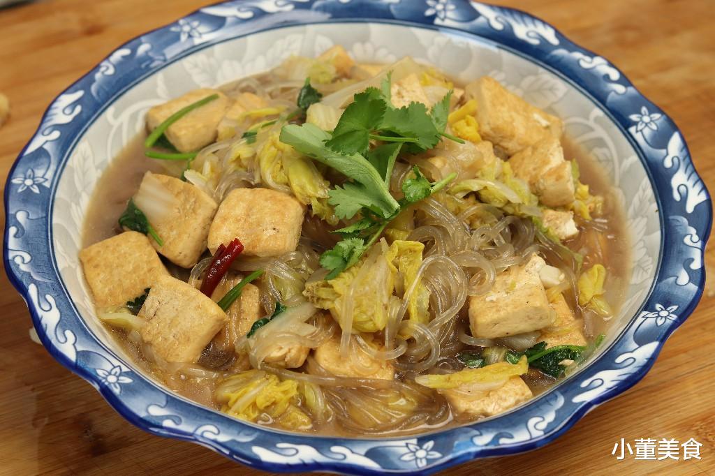 白菜|白菜炖豆腐，先炒白菜还是先炖豆腐？顺序搞错了，难怪不鲜香入味