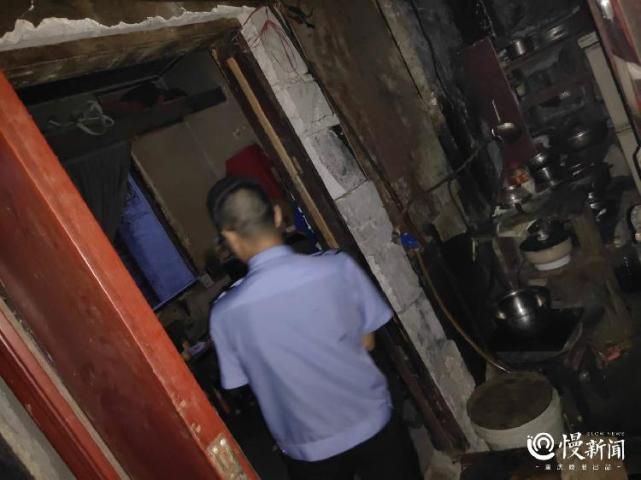 慢新闻|撤离工人、抢险居民区、劝阻“摸鱼人”…… 重庆九龙坡区警方全力迎战洪峰过境