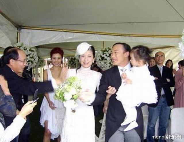 #张雨绮#拒绝陈小春,一小时消费81万被称败家女王,徐濠萦不为人知的一面