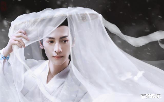 肖战:《皓衣行》刚开机就话题度爆棚,罗云熙爆了之后可以替代肖战吗