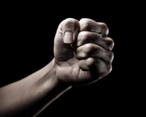 @职场生活，哪些人慢慢会被淘汰，你是不是？