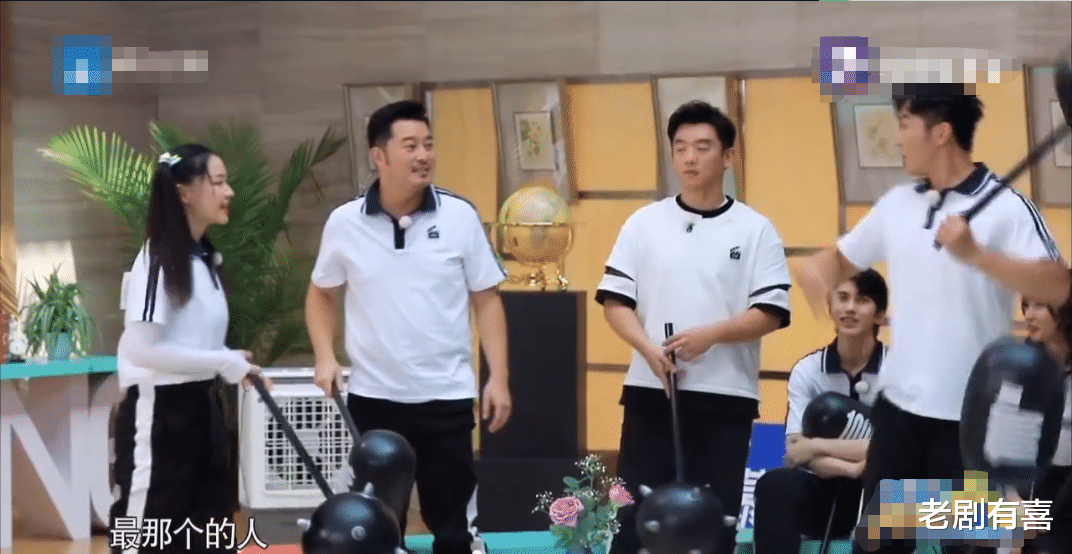 郑恺|不想说跑男导演吃相难看，只是有些心疼郑恺