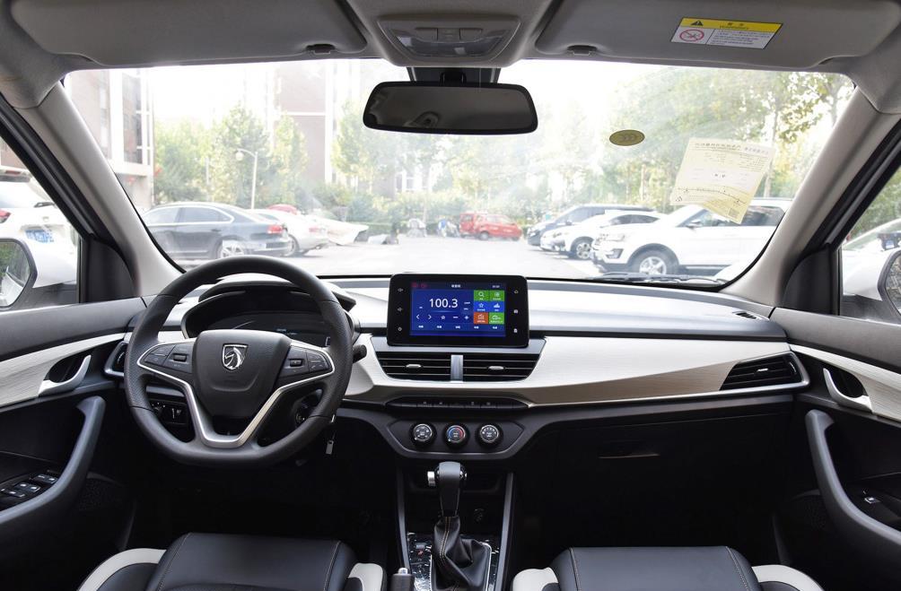 宝骏360|入手宝骏360没要五菱宏光S3，这提车价格如何？读完明白了！