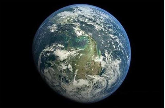 「脑死亡」美国专家为什么要想炸掉月球，来确保地球安全，他们发现了什么？