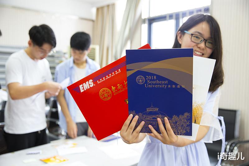 红米手机|大学新生看过来，这两款5G手机最值得买