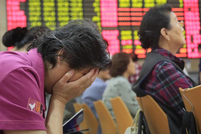 「黄金」抢购黄金来袭，大妈，黄金不是房地产，小心变成下一个原油宝
