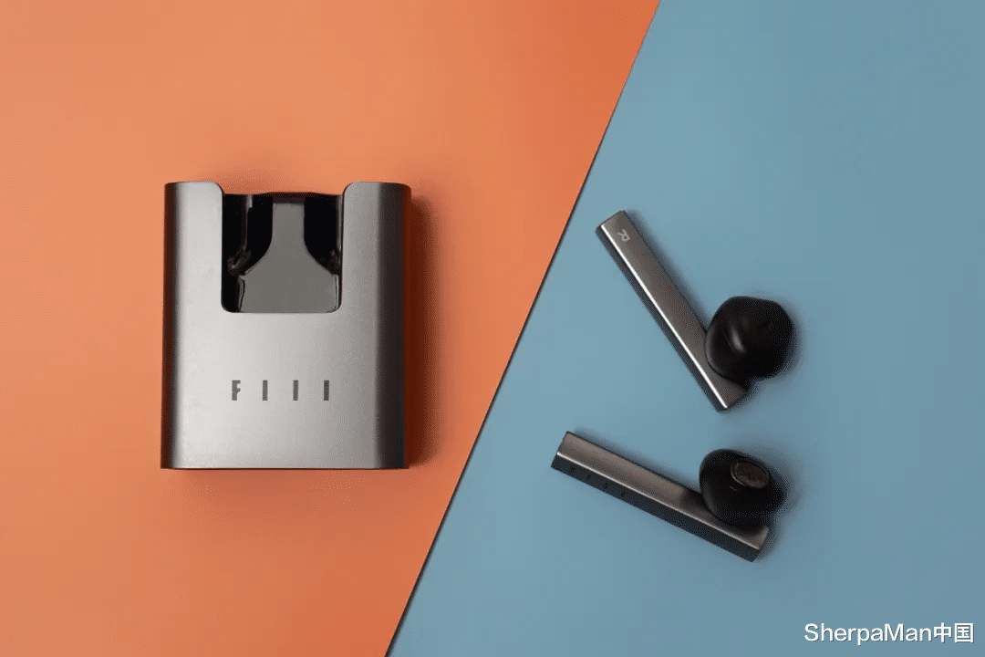 身份证|汪峰“抢”小米生意！请德国宝马匠心设计做耳机，才卖百元苹果都没料到！