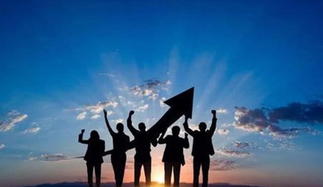 王思聪|怎么样才能“钱生钱”？首富的话或能给你答案！记住“死磕”1点