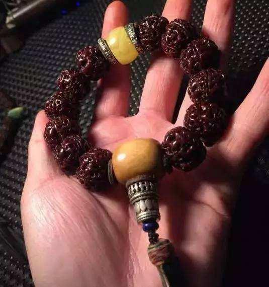 文玩|盘点一下文玩界早该暴跌的文玩?你有吗?你知道还有哪些吗?