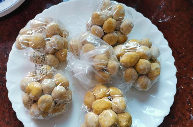 板栗|明天立冬，少吃水果多吃它，一次多做些存冰箱，随吃随取，特省事