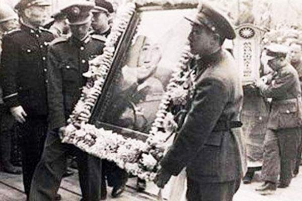 戴笠|1946年，戴笠死于南京，老对头徐恩曾一番话，或揭露出他真正死因