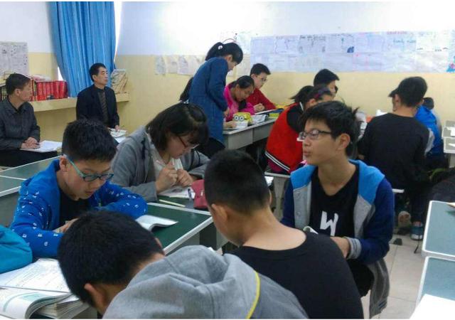 高考|高考想出类拔萃,中考成绩很重要,班主任:想逆袭有难度