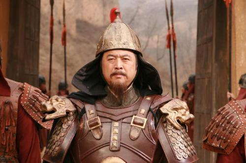 女娲▲打败鸿钧的两个高手，一个来自宇宙边缘，另一个是女娲娘娘的哥哥