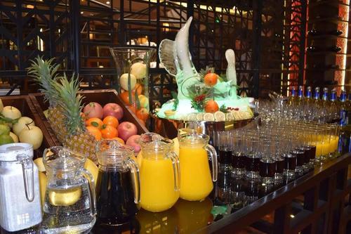 水果：吃自助餐时，可以带走这2种食物，服务员不会阻拦你，不拿就亏了