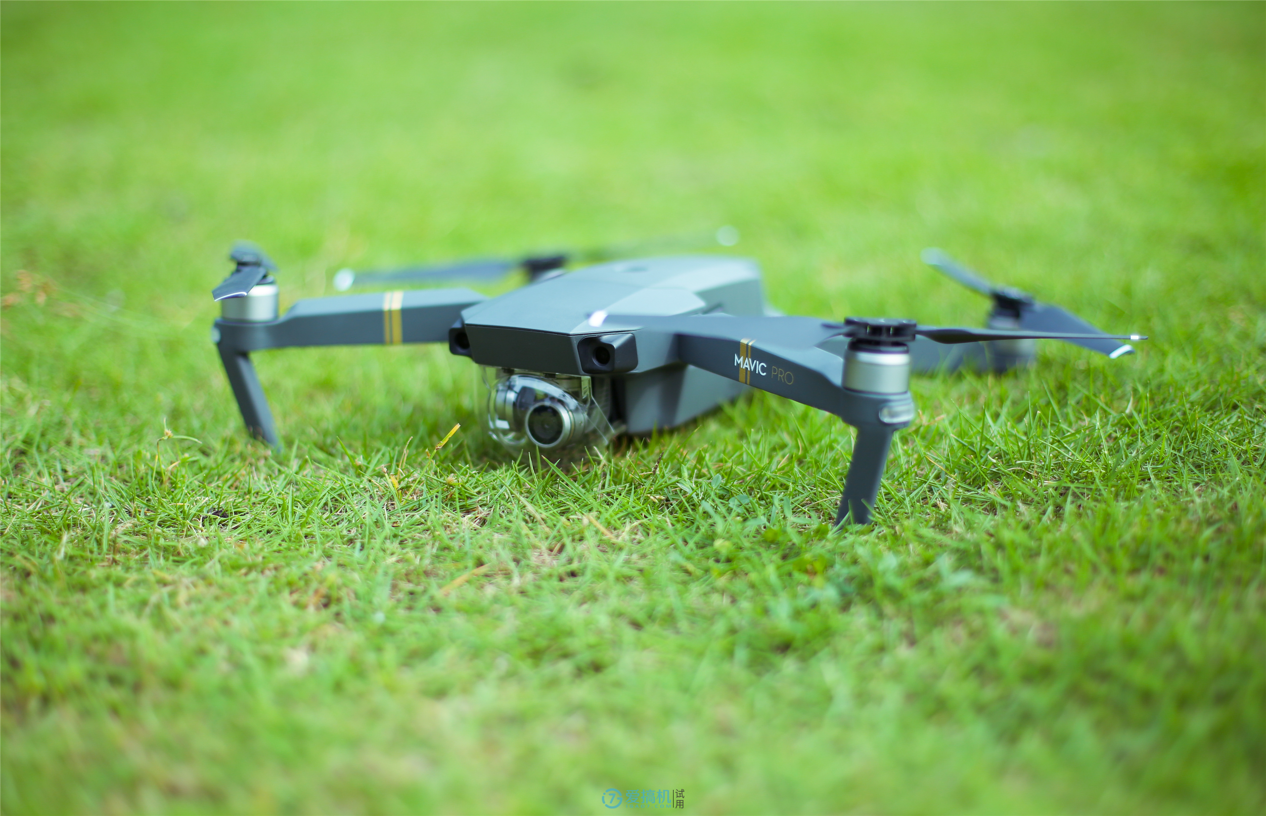 『汪滔』7年做到世界第一，让中国造无人机风靡全球！80后小伙财富超470亿