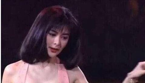 关之琳|关之琳29岁有多鲜？1991年张学友牵她出来那刻，才知啥叫人间水蜜桃