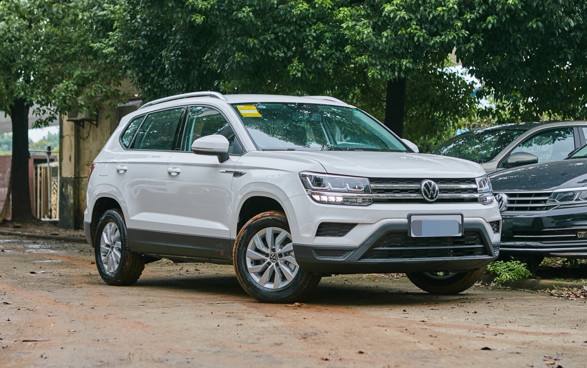 日产轩逸|国庆八天长假，预算十万左右，不如去看看这几款车！