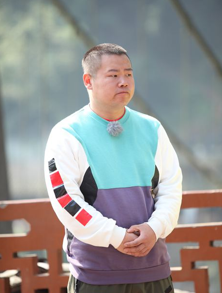 岳云鹏|岳云鹏晒自己高考成绩702分,本名意外曝光,却被大家说算错了分