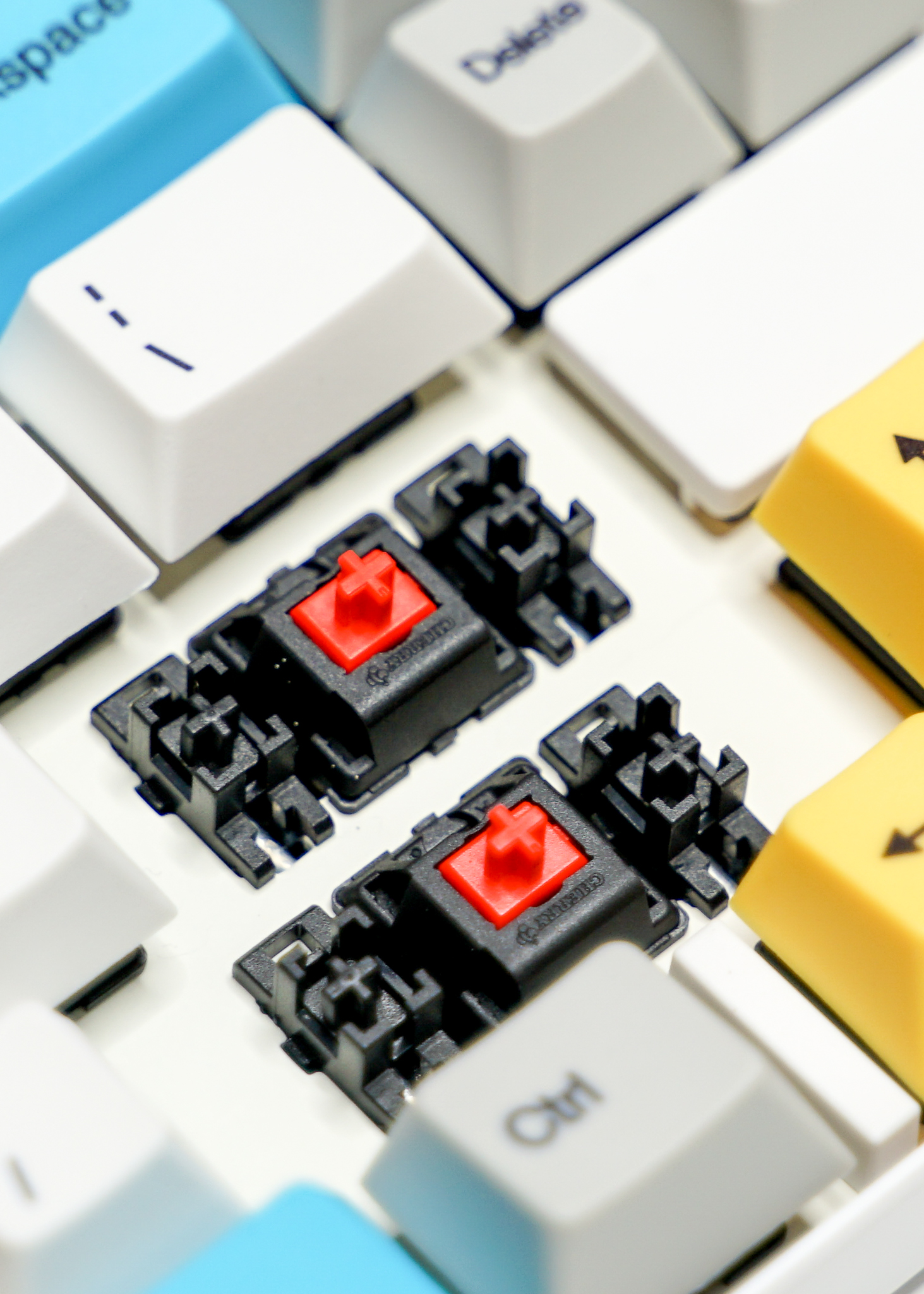 电池|双模双配列，一把可玩性挺高的机械键盘-GANSS ALT71