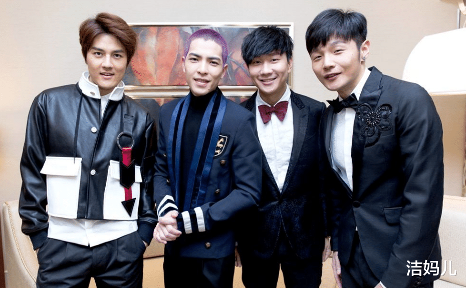 「周杰伦」他曾是周杰伦劲敌，花5年拍电影却赔个精光，如今重新唱歌遭碰壁